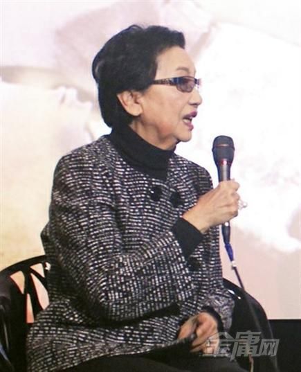 <a href='/data/1881.html' target='_blank'>小龙女</a>原型夏梦